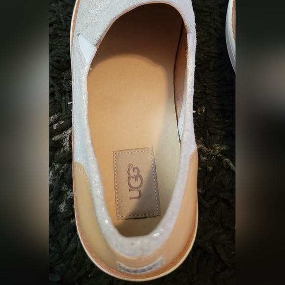 UGG Silver Stardust Adley Perf Shoes - Picture 12 of 15